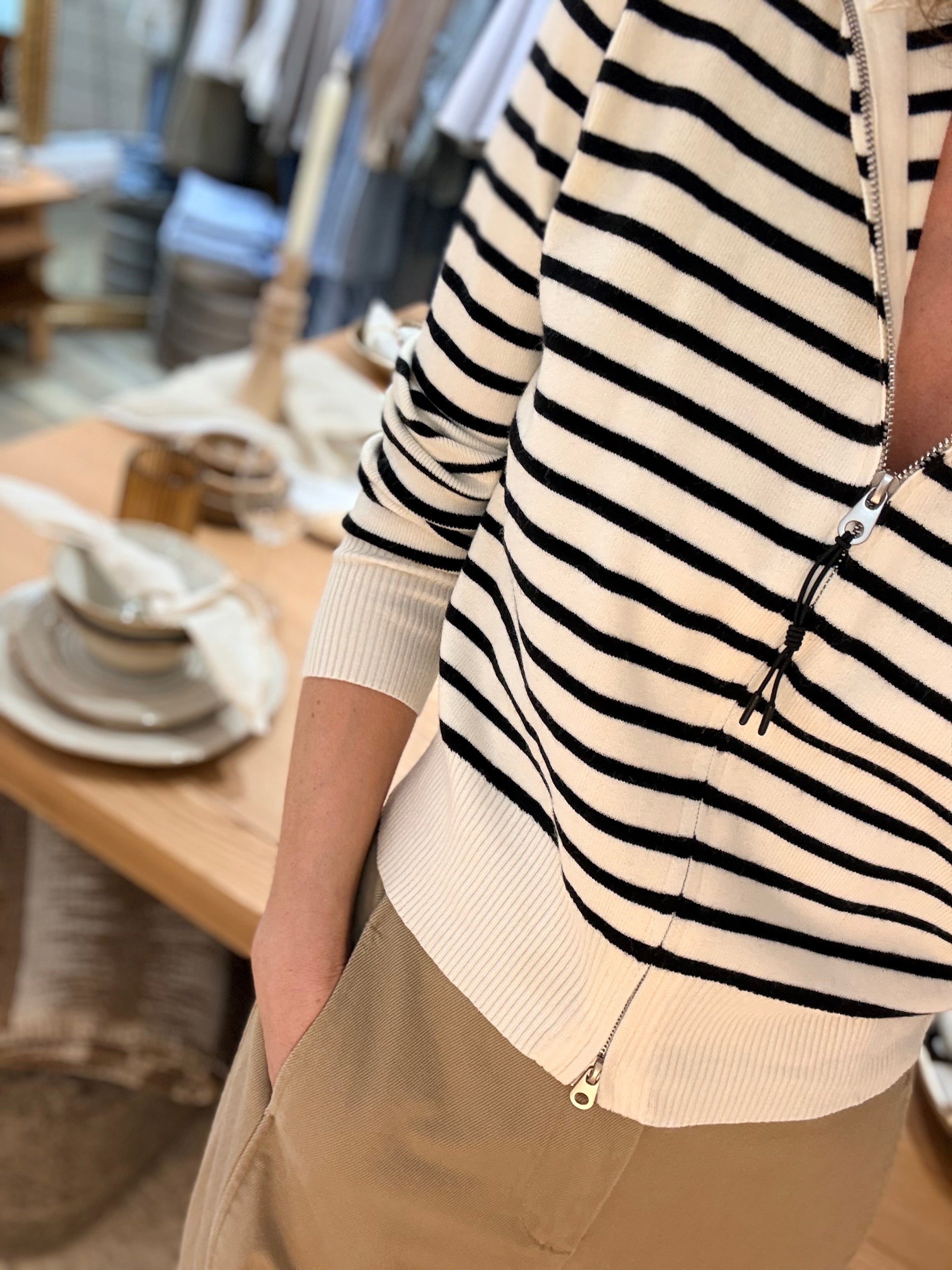 PULL CAMIONNEUR SK28725