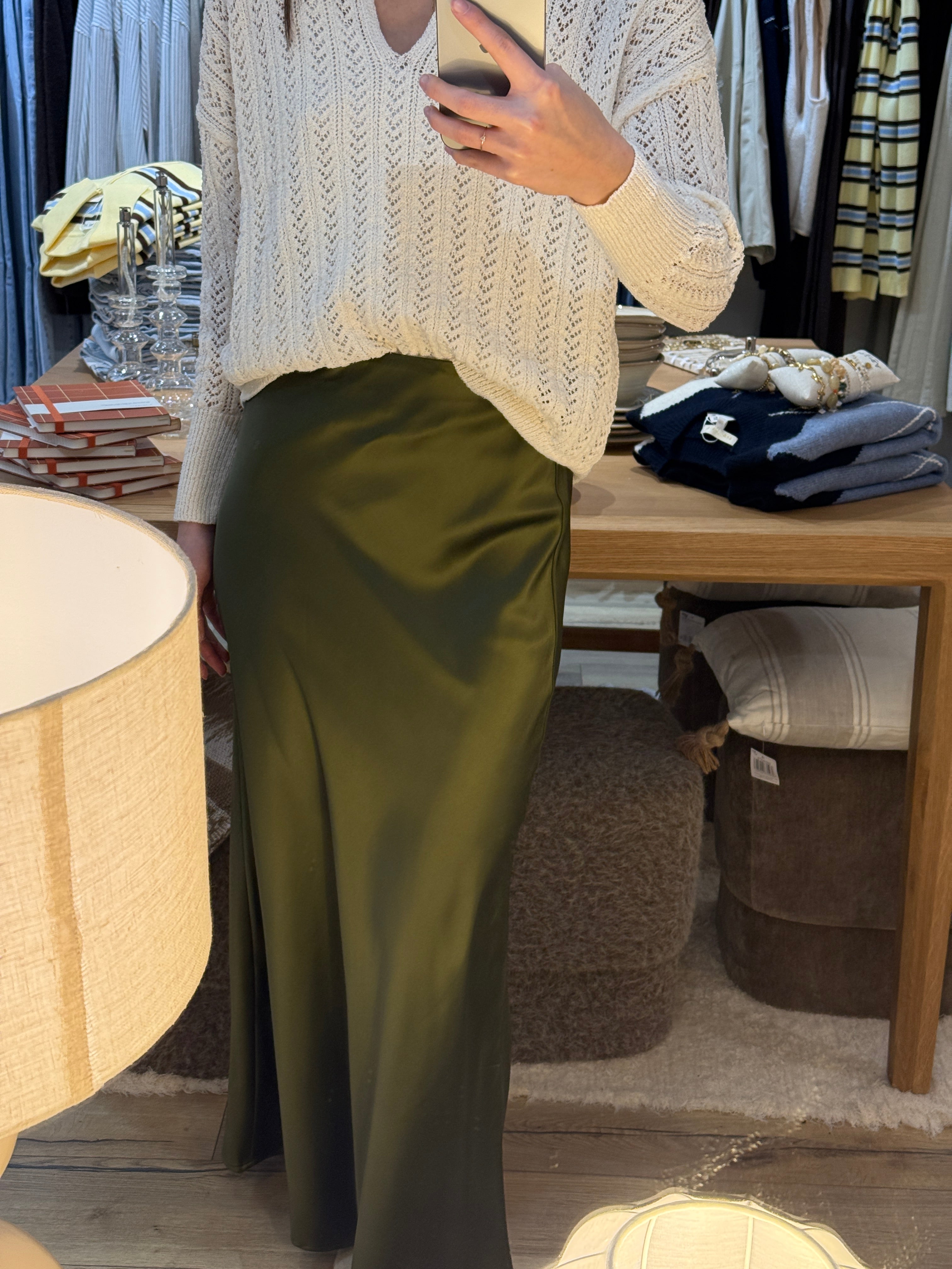 JUPE LONGUE SATINÉE 43129E KAKI