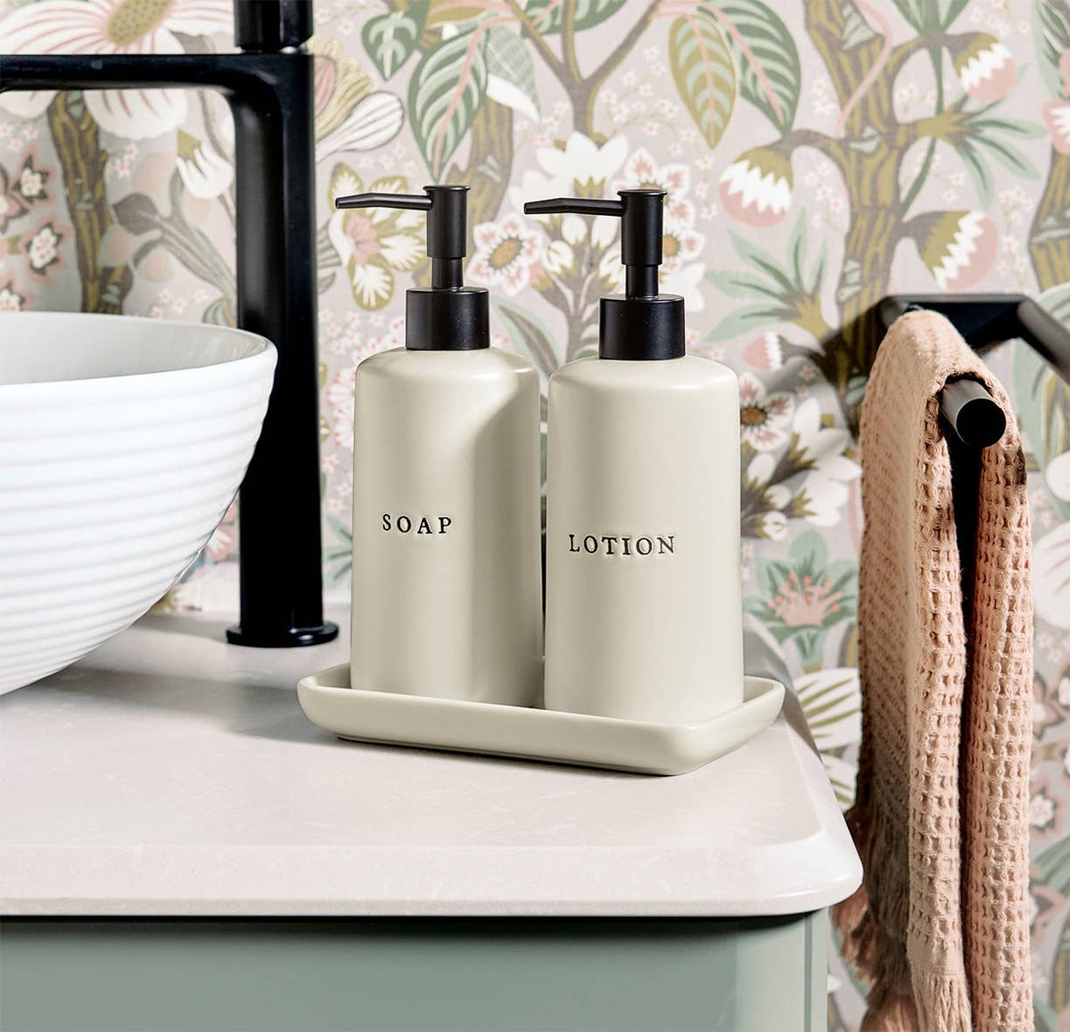 ENSEMBLE DISTRIBUTEUR SAVON