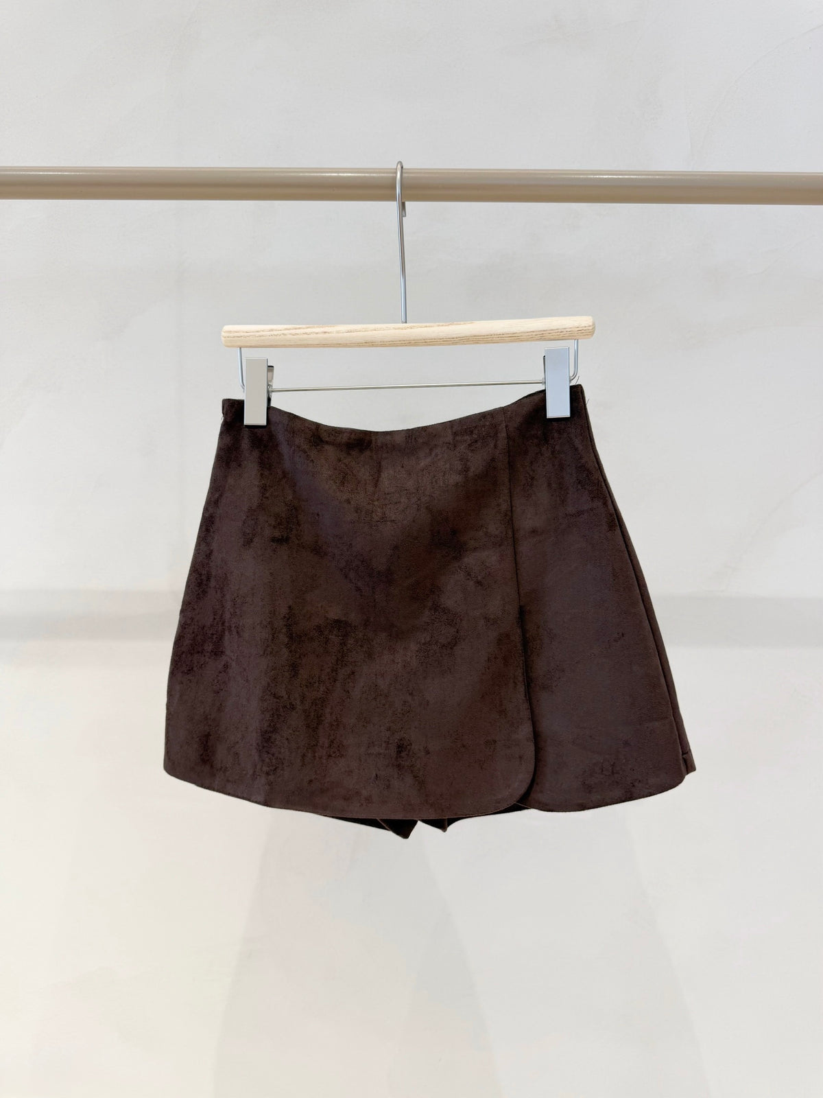 JUPE SHORT DAIM 8158