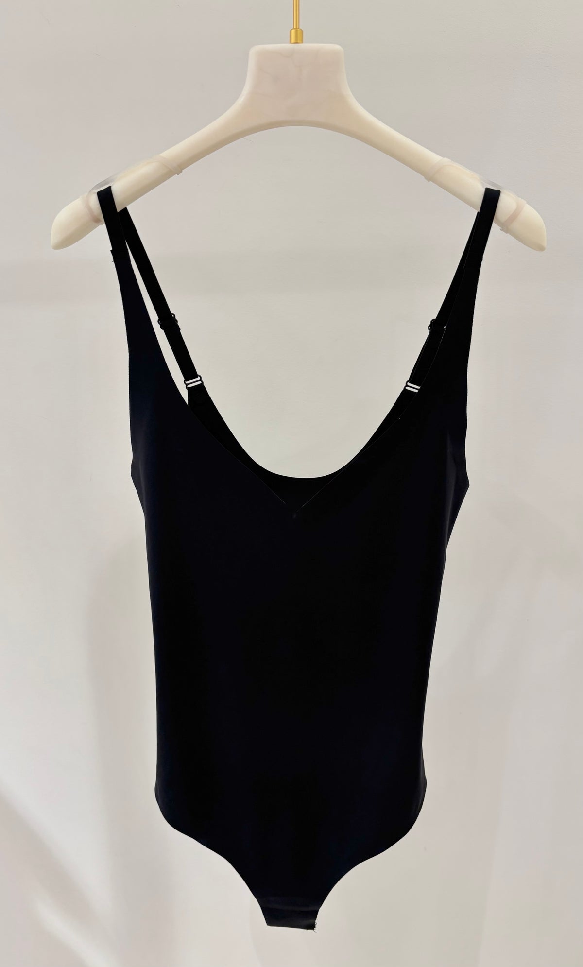 BODY 9025