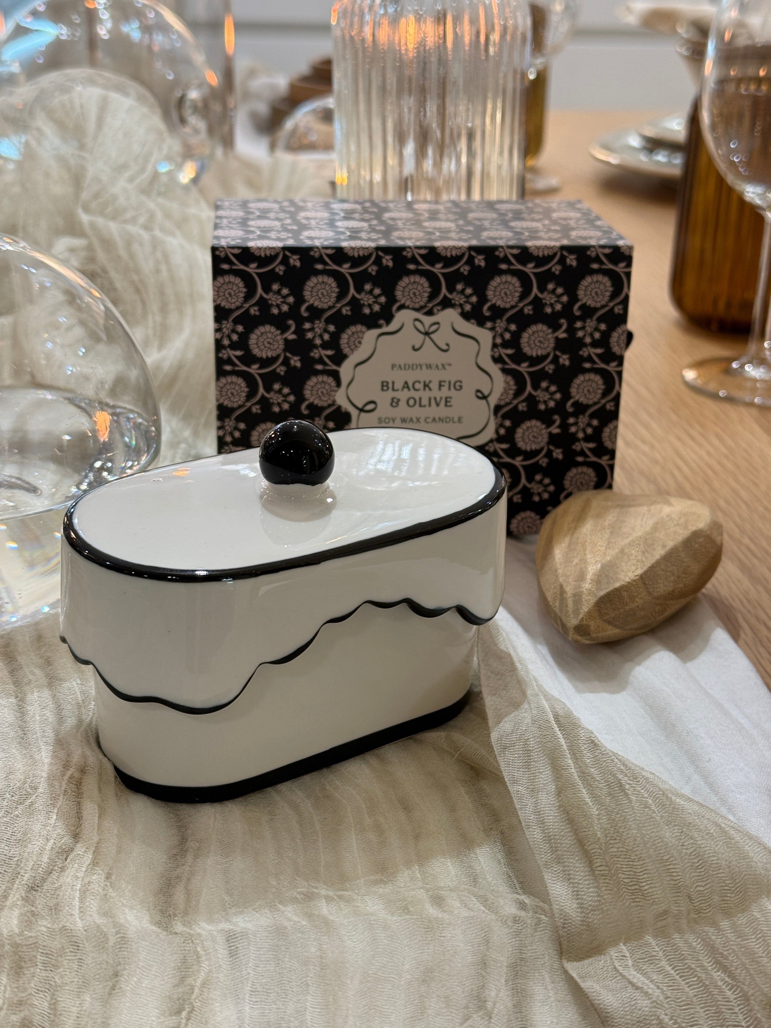 BOUGIE FIGUE NOIRE ET OLIVE CHE0501EU
