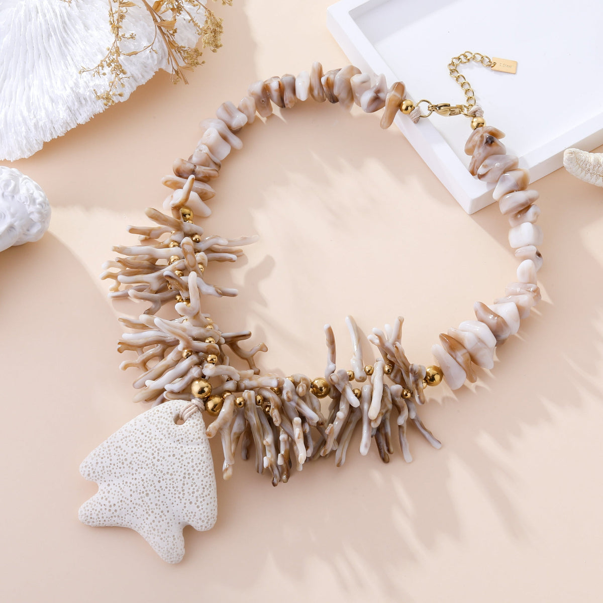 COLLIER NATHALIE