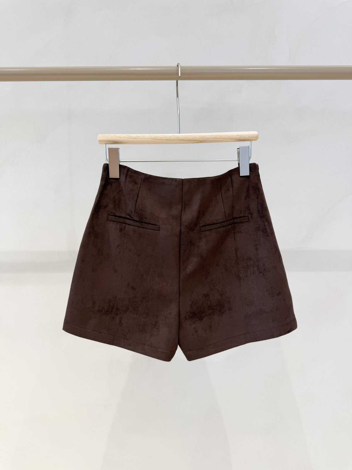 JUPE SHORT DAIM 8158