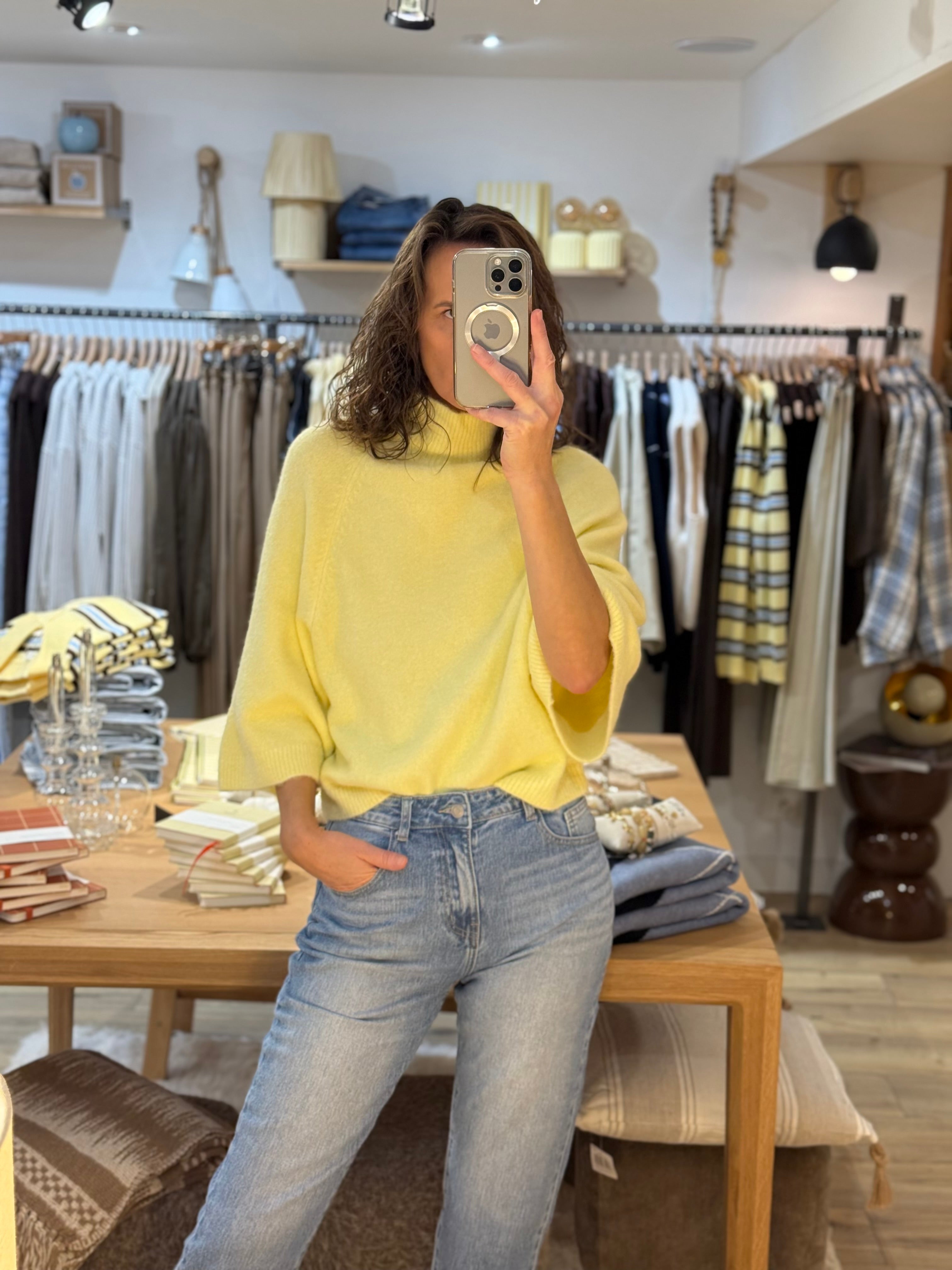 PULL JAUNE BB2175J