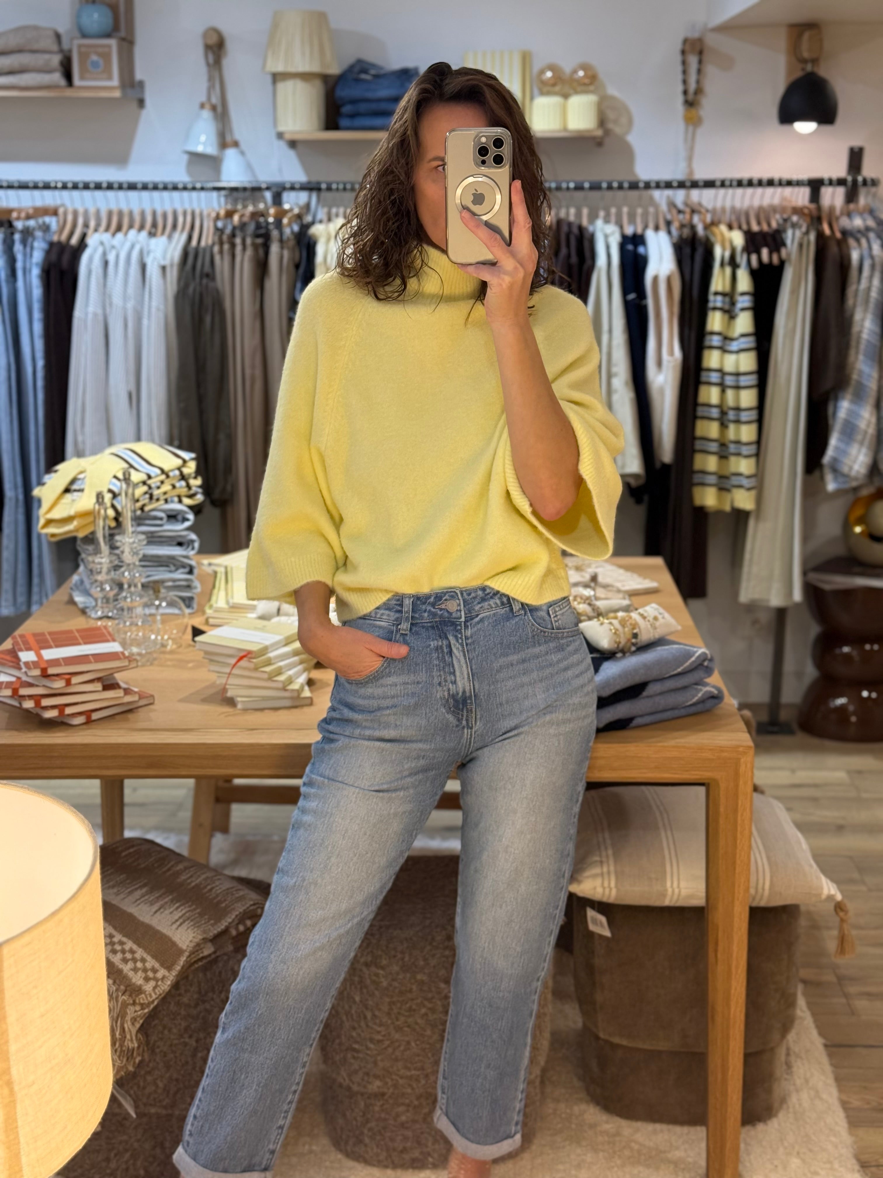 PULL JAUNE BB2175J