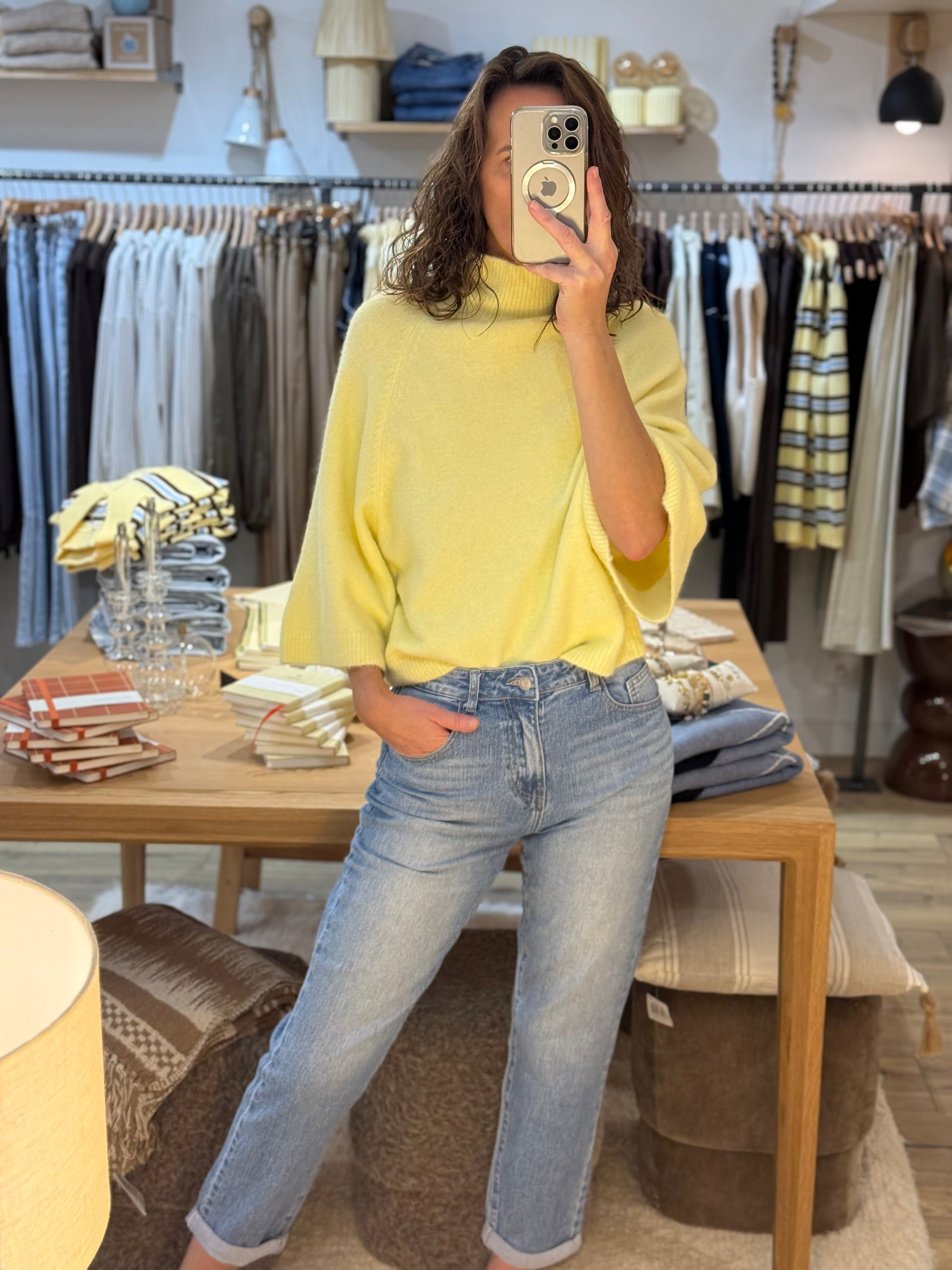 PULL JAUNE BB2175J