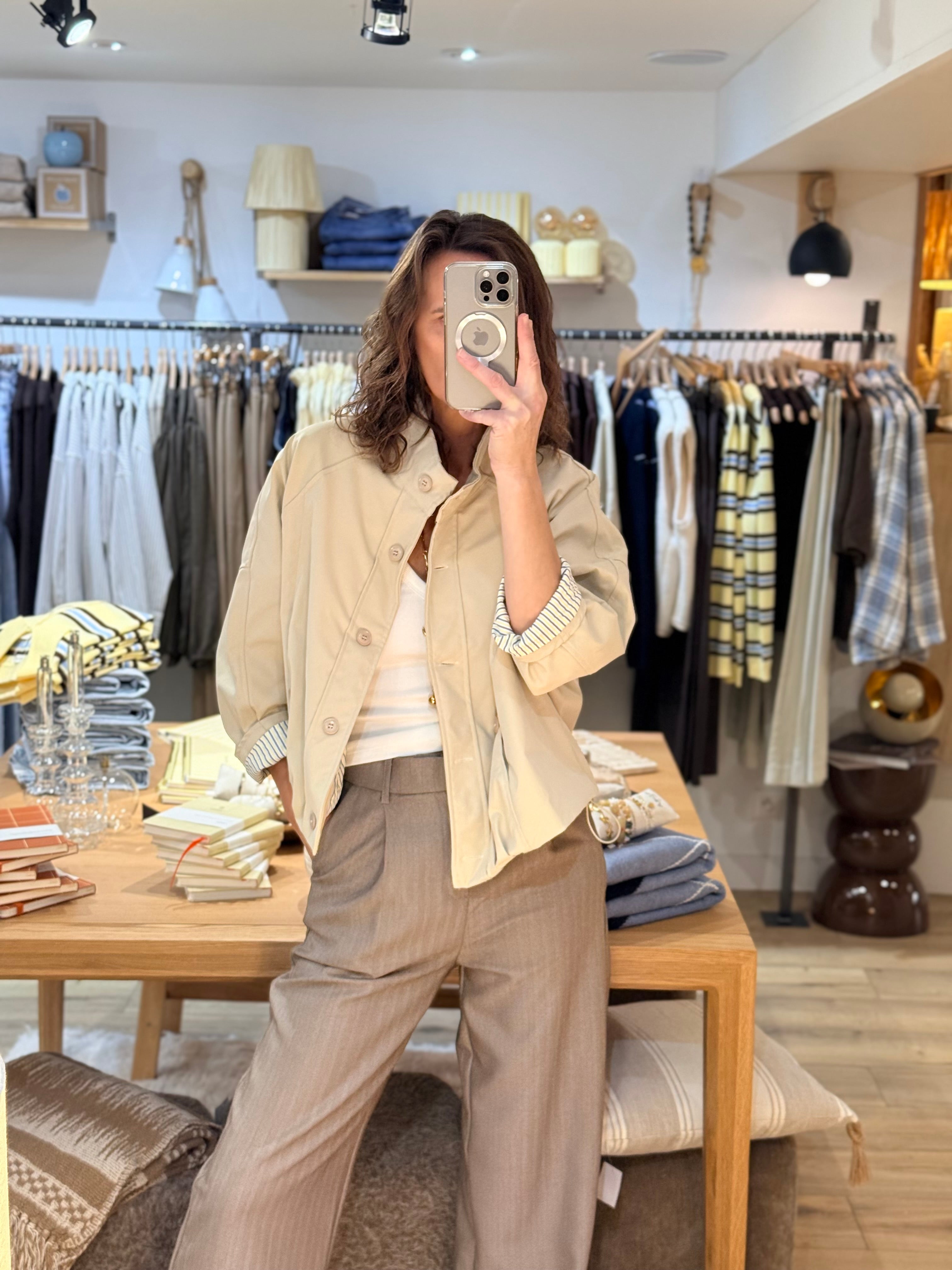 VESTE CAPE BEIGE CV562
