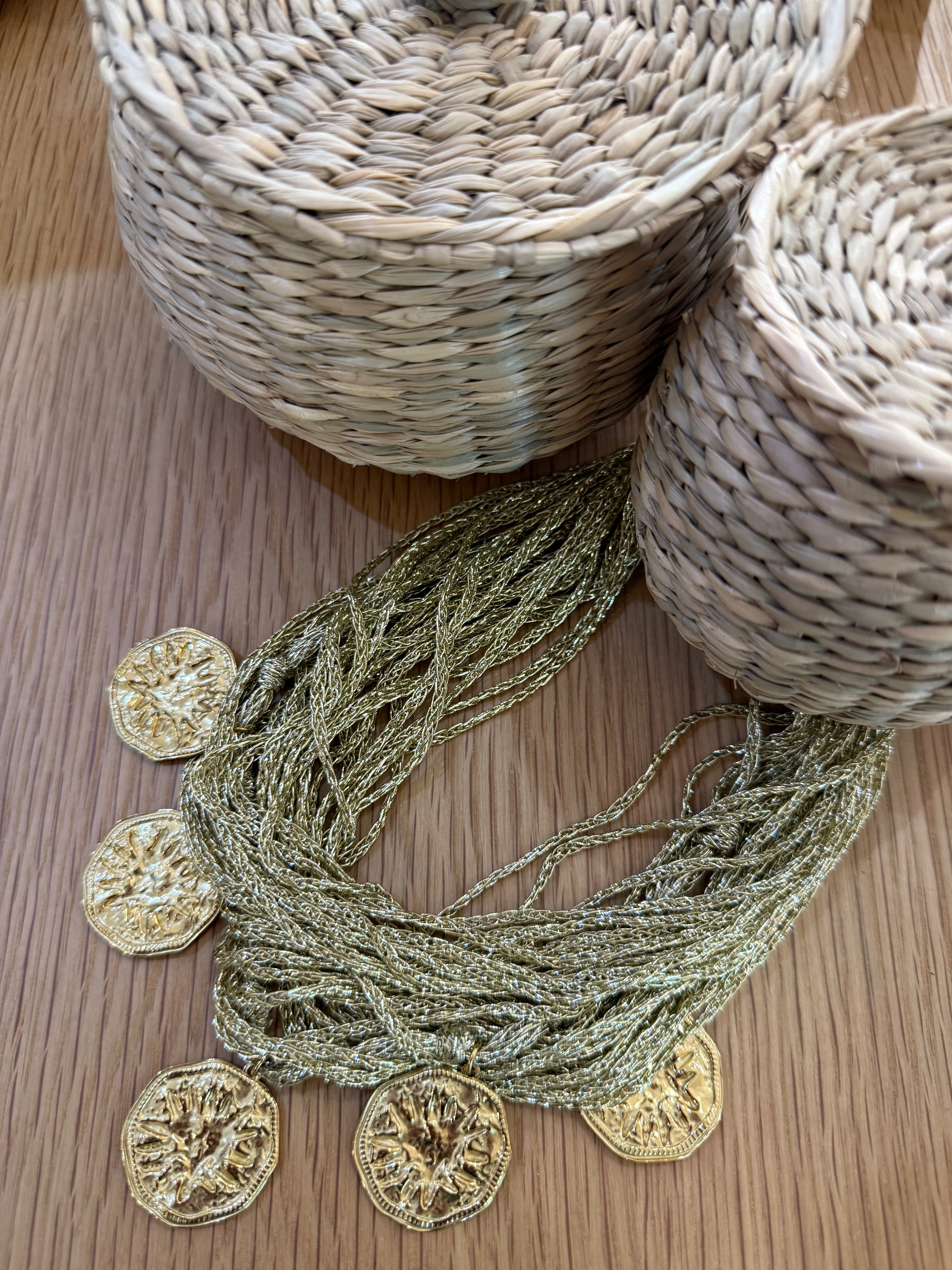 Collier doré 660110